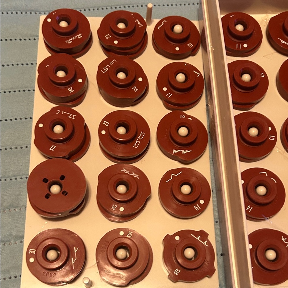 Brown Button Collection - Picture 2 of 3